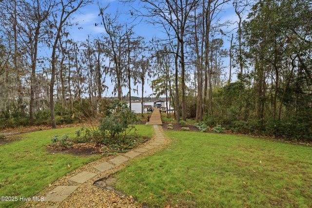 107 Yeopim Creek Circle, Hertford, NC 27944