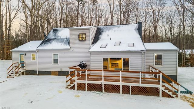 9640 Cosby Mill RD, Quinton, VA 23141