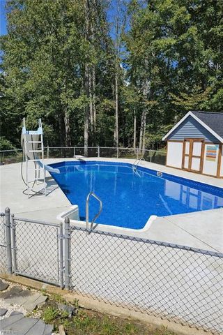 9640 Cosby Mill RD, Quinton, VA 23141