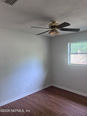 2125 LOU Drive W, Jacksonville, FL 32216