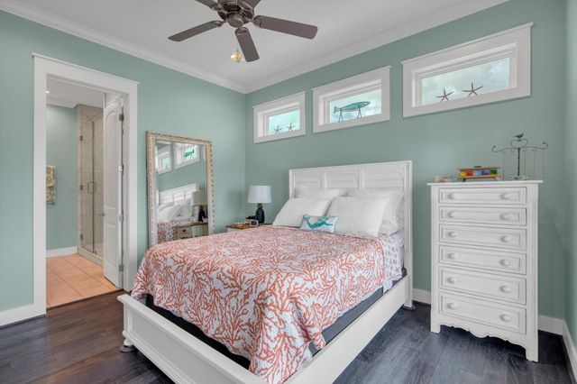 1303 Blue Heron Street, Bayou Vista, TX 77563