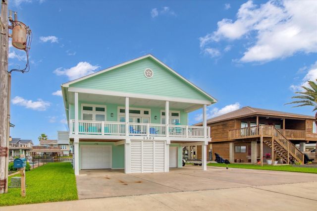 1303 Blue Heron Street, Bayou Vista, TX 77563