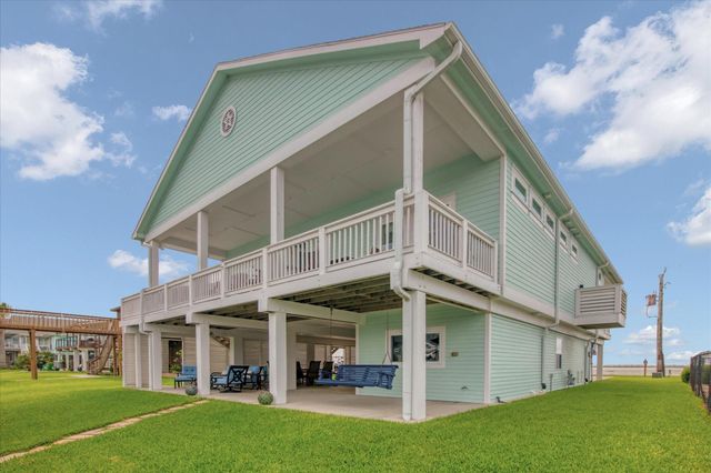 1303 Blue Heron Street, Bayou Vista, TX 77563