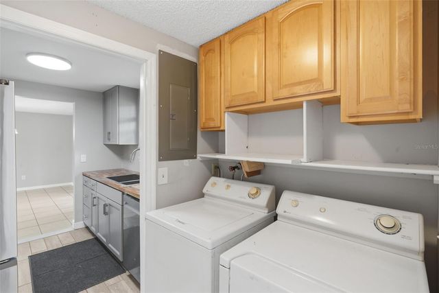 2281 CONWAY DRIVE, Deltona, FL 32738