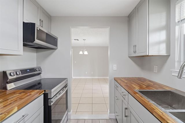 2281 CONWAY DRIVE, Deltona, FL 32738