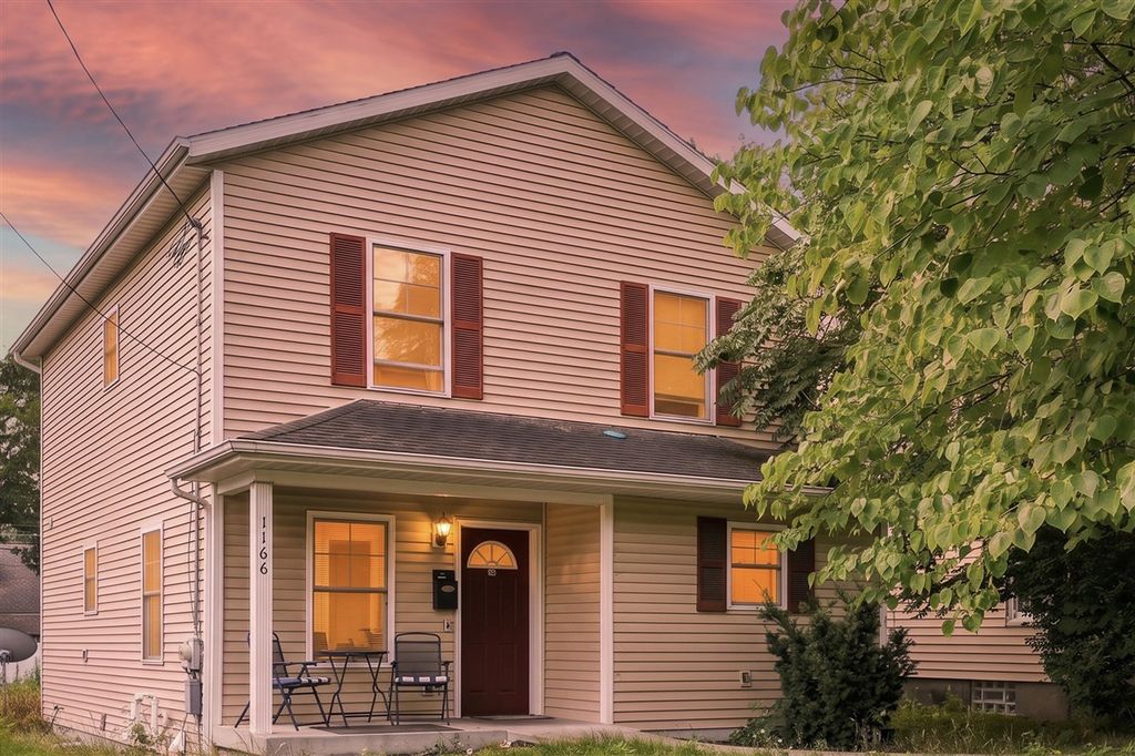 1166 Lee Street, Wyoming, MI 49509