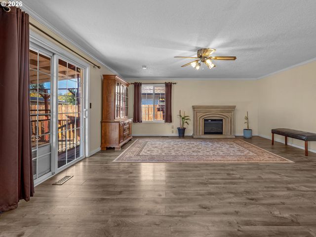 3546 16TH Pl, Forest Grove, OR 97116
