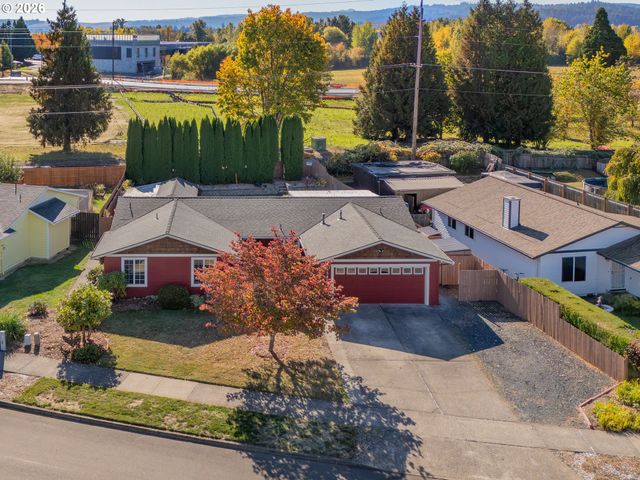 3546 16TH Pl, Forest Grove, OR 97116