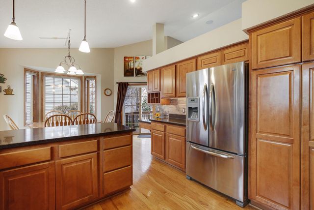 1575 Windsor Drive S, Shakopee, MN 55379