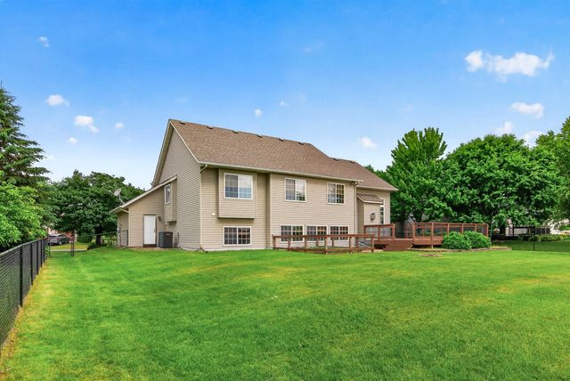 1575 Windsor Drive S, Shakopee, MN 55379