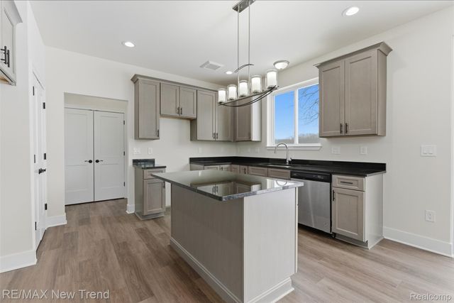 2388 Madison Street, Wixom, MI 48393