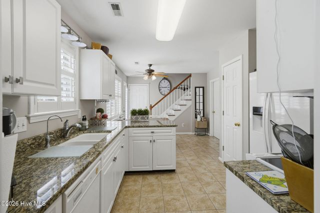 5419 Wood Ridge Road, Wilmington, NC 28409
