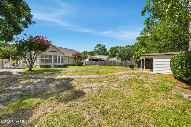 5419 Wood Ridge Road, Wilmington, NC 28409