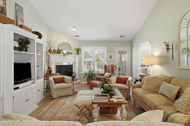 5419 Wood Ridge Road, Wilmington, NC 28409