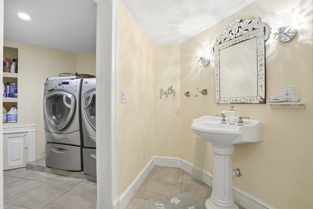 72 Charlemont Street, Newton, MA 02461