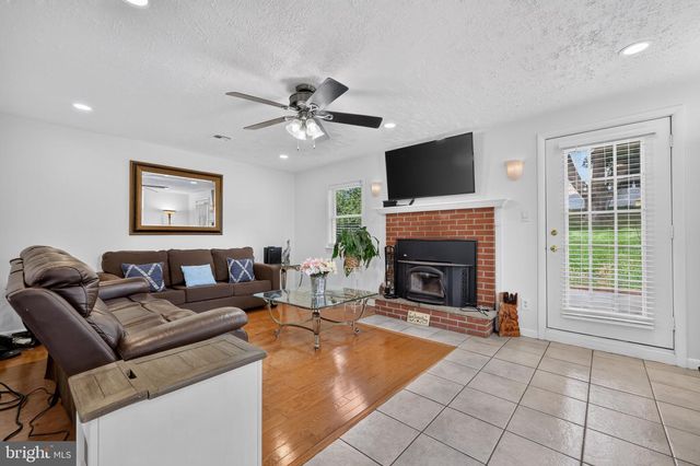 3543 WINDSOR DR, Bensalem, PA 19020