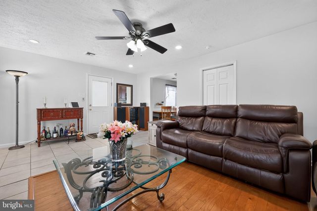 3543 WINDSOR DR, Bensalem, PA 19020