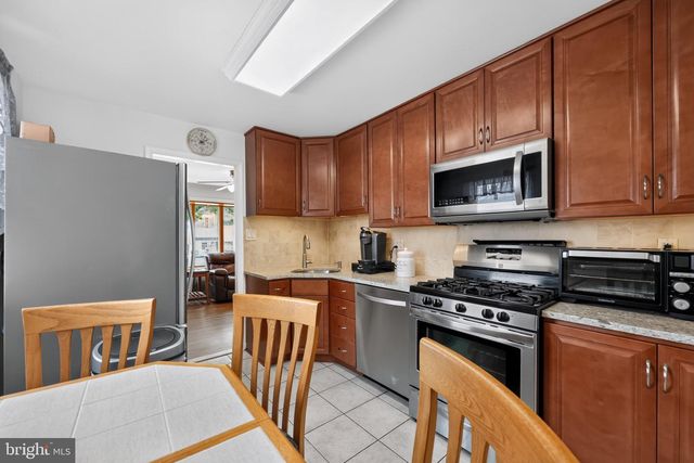 3543 WINDSOR DR, Bensalem, PA 19020