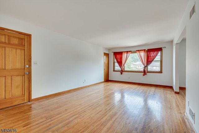 183 Laurel Ave, Union Twp., NJ 07083