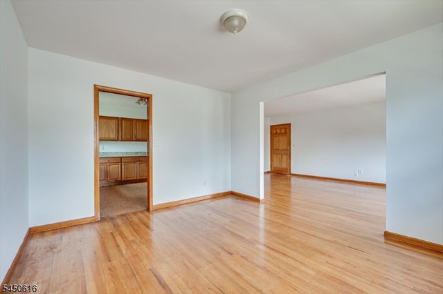 183 Laurel Ave, Union Twp., NJ 07083