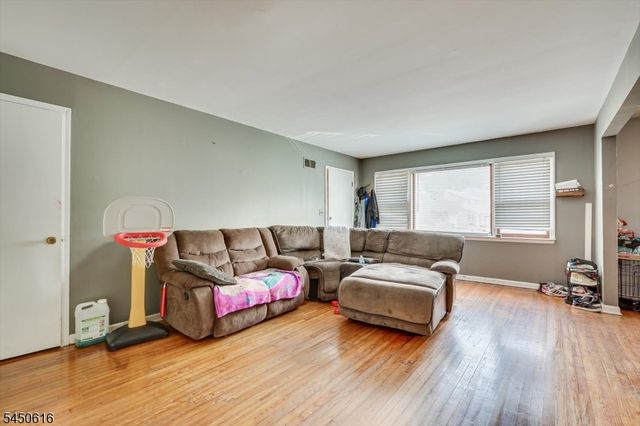 183 Laurel Ave, Union Twp., NJ 07083