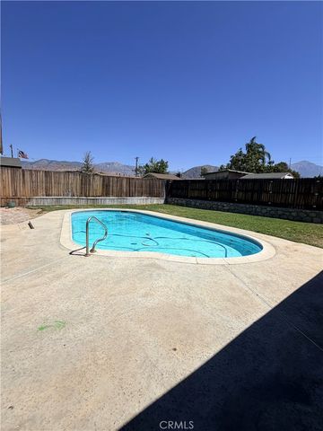 2045 Capri, Mentone, CA 92359