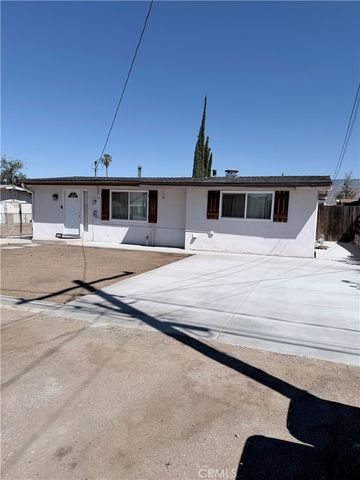 2045 Capri, Mentone, CA 92359