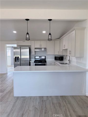 2045 Capri, Mentone, CA 92359