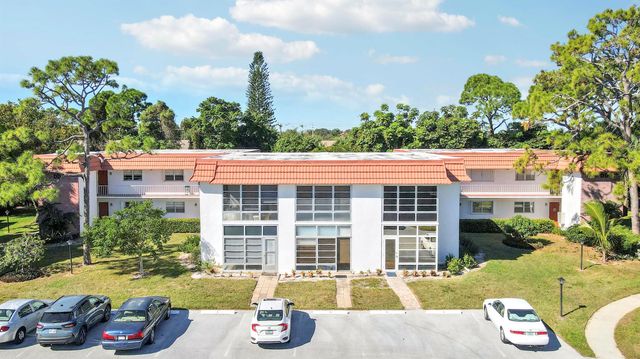 2600 SE Ocean Boulevard Dd4, Stuart, FL 34996