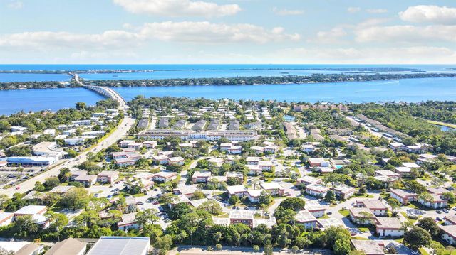 2600 SE Ocean Boulevard Dd4, Stuart, FL 34996