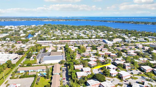 2600 SE Ocean Boulevard Dd4, Stuart, FL 34996