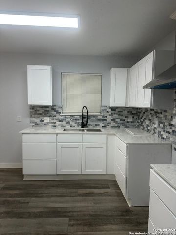 138 fordham, San Antonio, TX 78228