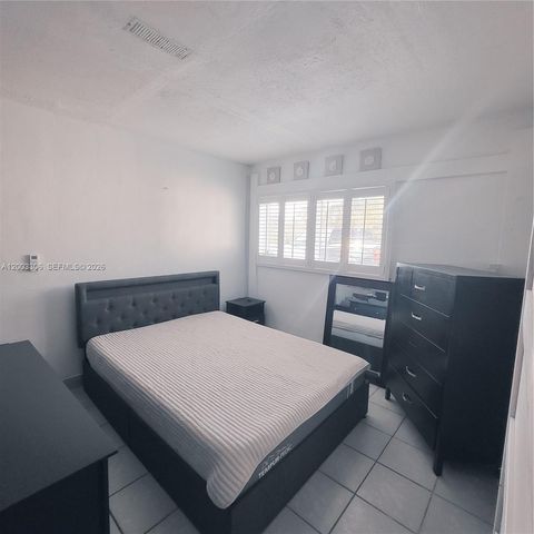 3405 W Lake Pl 1, Miramar, FL 33023