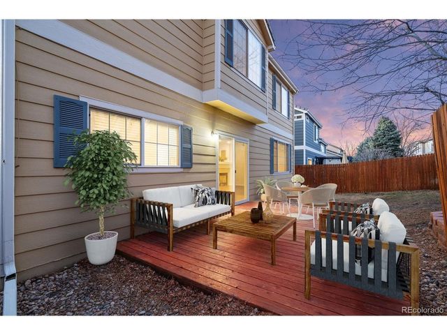 7414 S Mobile St, Aurora, CO 80016