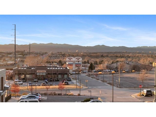 7414 S Mobile St, Aurora, CO 80016