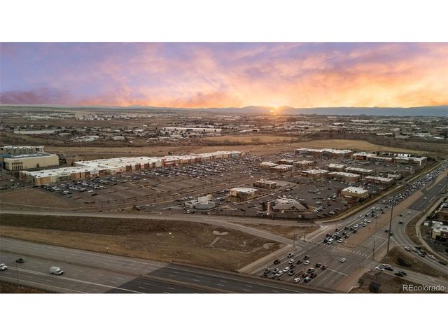 7414 S Mobile St, Aurora, CO 80016