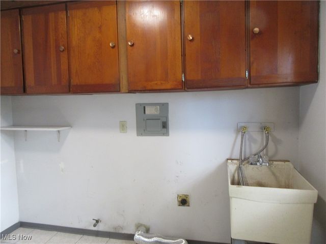 7707 Liberty Avenue, Parma, OH 44129