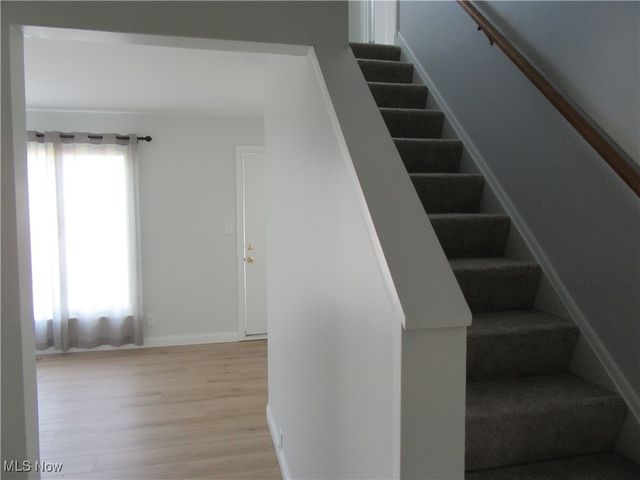 7707 Liberty Avenue, Parma, OH 44129