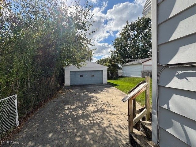 7707 Liberty Avenue, Parma, OH 44129