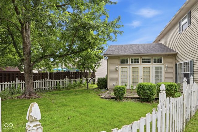 11384 Songbird Lane, Fishers, IN 46038