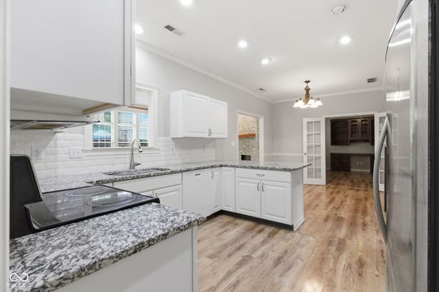 11384 Songbird Lane, Fishers, IN 46038