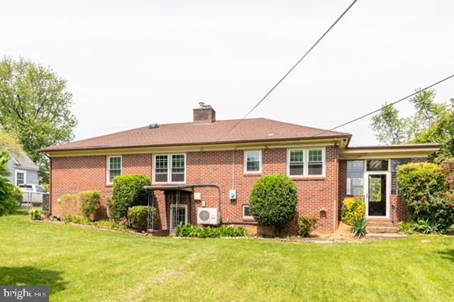 124 LONGSTREET AVE, Fredericksburg, VA 22401