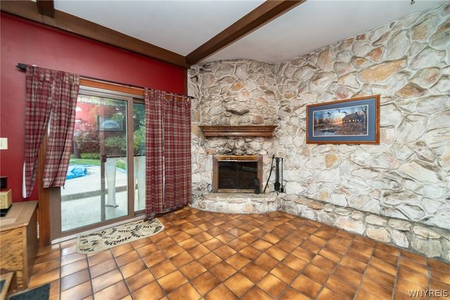 7 Division Street, Lancaster, NY 14026
