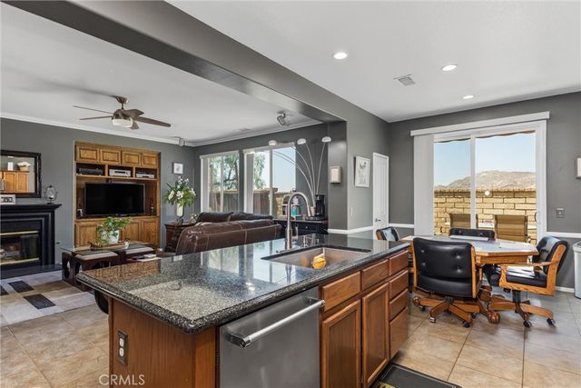 1180 Reisling, Perris, CA 92571