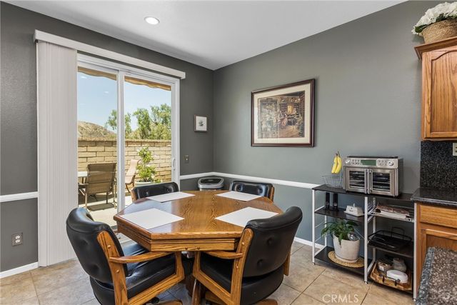 1180 Reisling, Perris, CA 92571