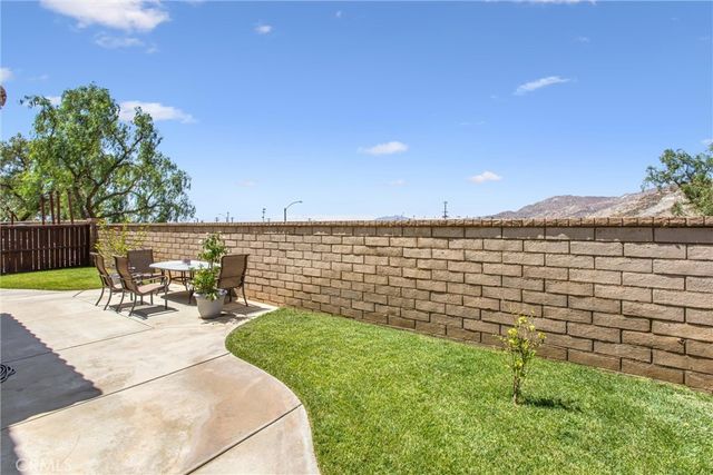 1180 Reisling, Perris, CA 92571