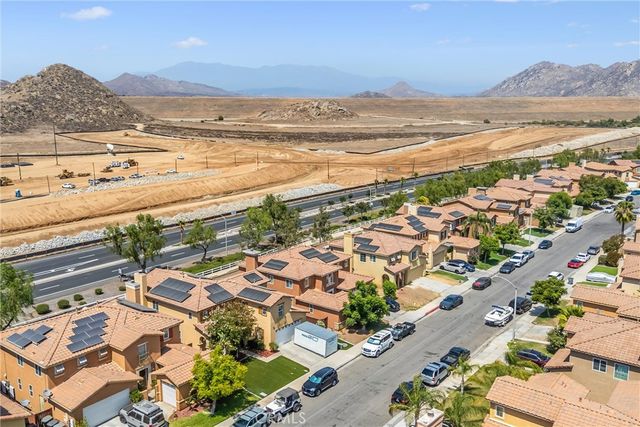 1180 Reisling, Perris, CA 92571