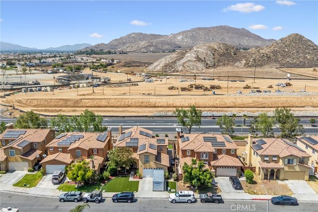 1180 Reisling, Perris, CA 92571