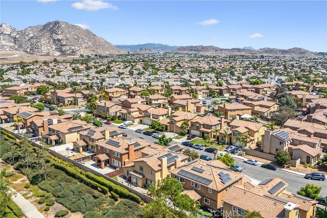 1180 Reisling, Perris, CA 92571