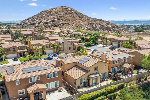 1180 Reisling, Perris, CA 92571